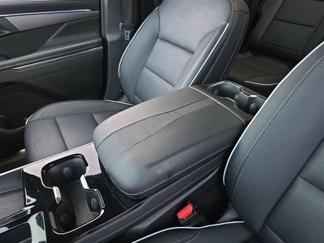 Certified 2025 Buick Enclave Sport Touring AWD/4WD image 21
