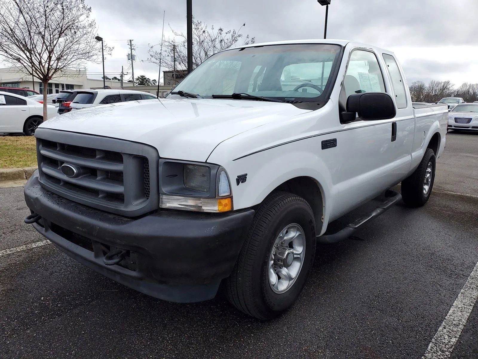 Used 2002 Ford F250 XL RWD image 2