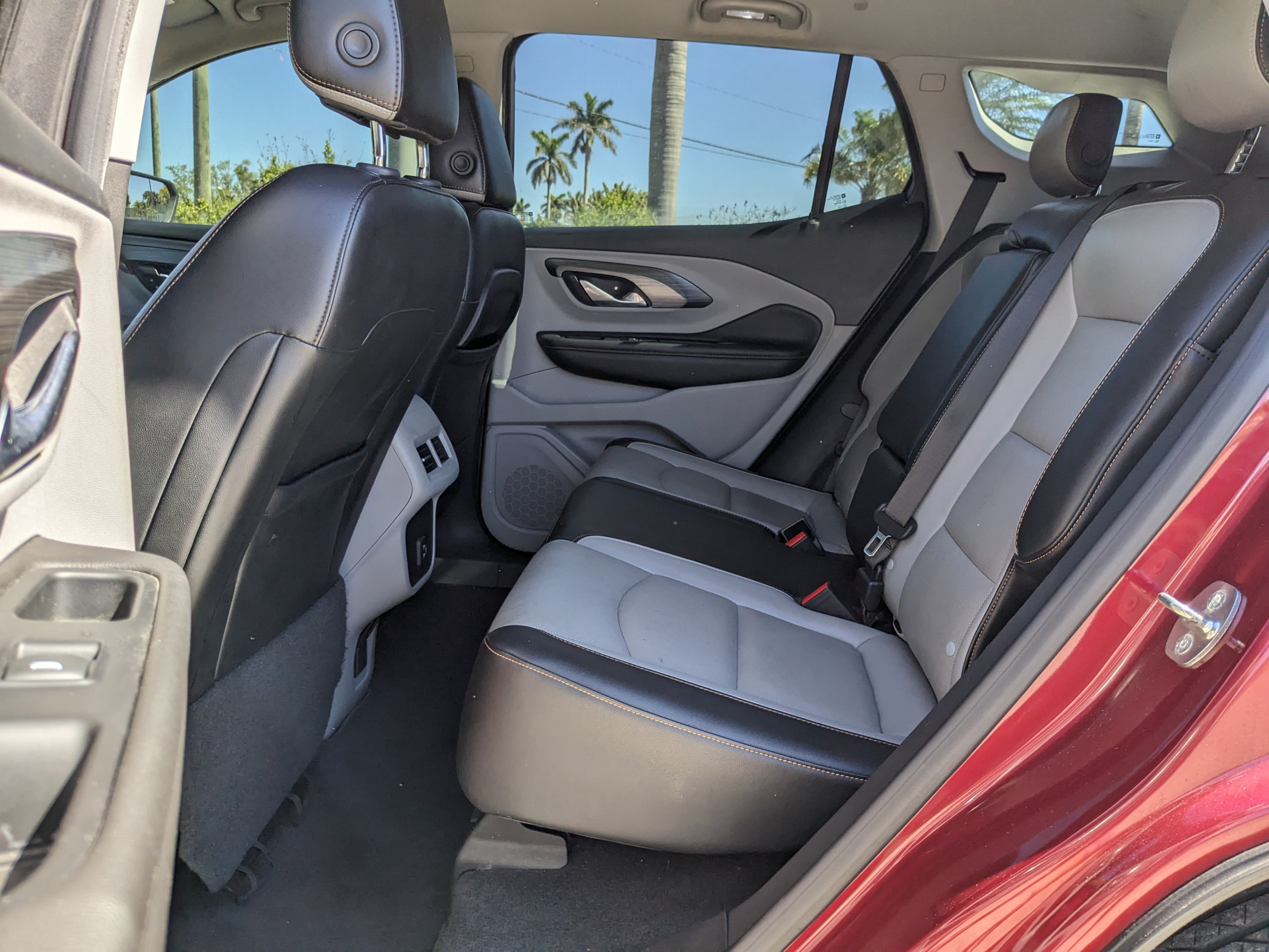 Used 2020 GMC Terrain SLT w/ Preferred Package FWD image 14