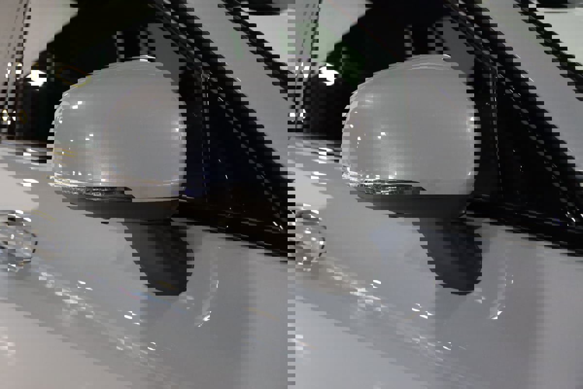 Used 2025 Volvo V60 B5 Cross Country Plus image 69