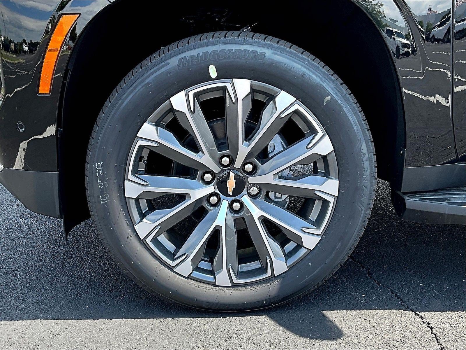 New 2026 Chevrolet Tahoe High Country w/ Sun And Tow Package AWD/4WD image 24