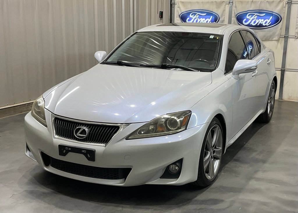 Used 2011 Lexus IS 250 w/ Premium Pkg Value Edition RWD image 4