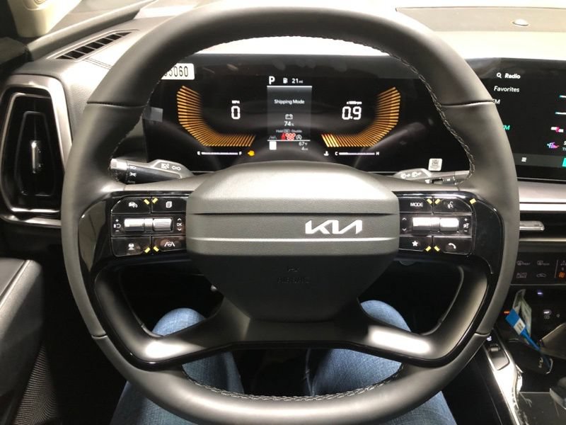 New 2026 Kia Sorento S w/ S Panoramic Sunroof Package FWD image 27