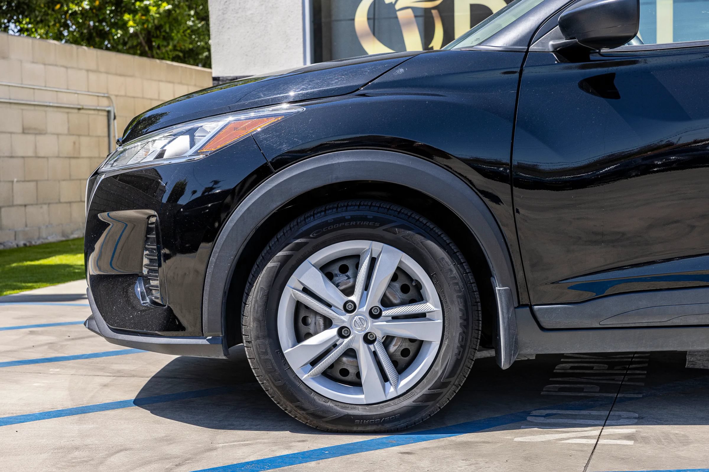 Used 2023 Nissan Kicks S FWD image 36