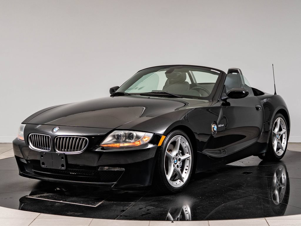 Used 2006 BMW Z4 3.0si RWD image 2
