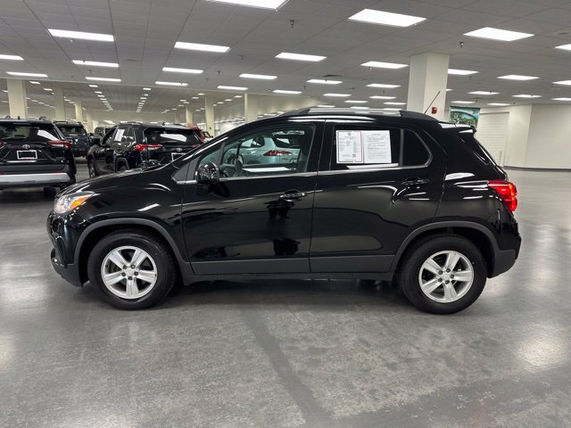 Used 2020 Chevrolet Trax LT FWD image 4