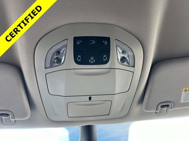 Used 2024 Chrysler Pacifica Touring-L image 29