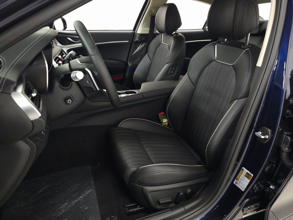 New 2026 Genesis G70 2.5T Prestige image 13