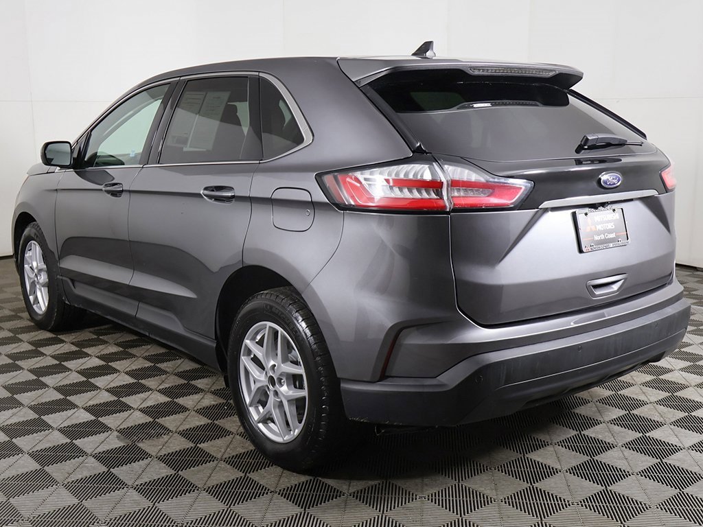 Used 2024 Ford Edge SEL image 10