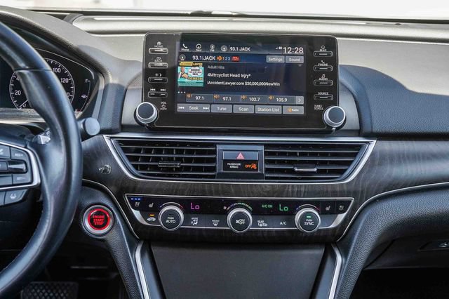Used 2021 Honda Accord Touring image 16