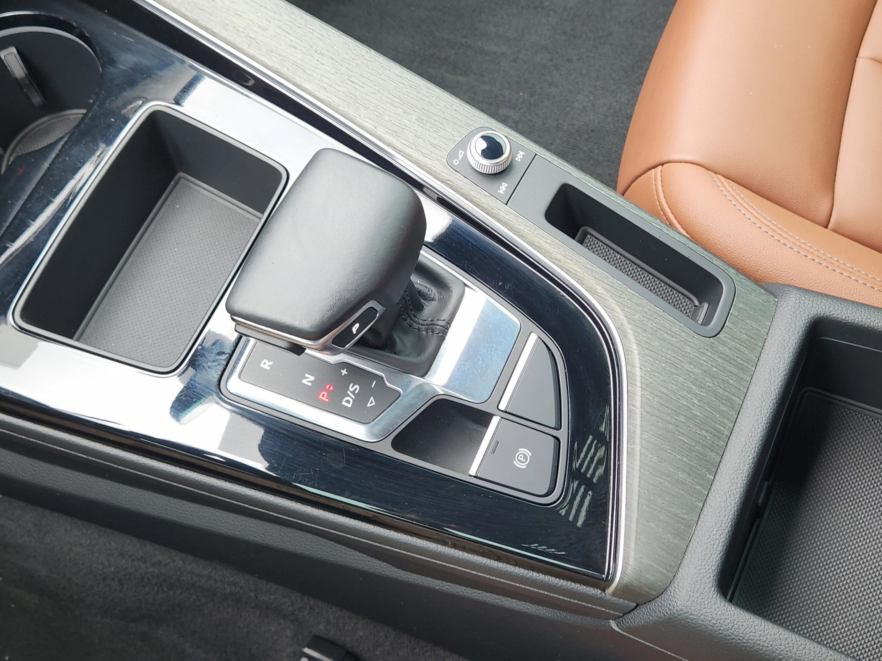 Used 2021 Audi A4 2.0T Premium w/ Convenience Package image 20