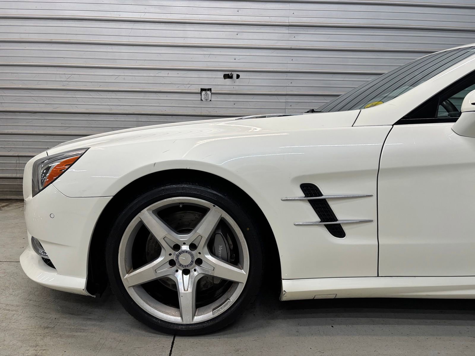 Used 2014 Mercedes-Benz SL 550 image 4