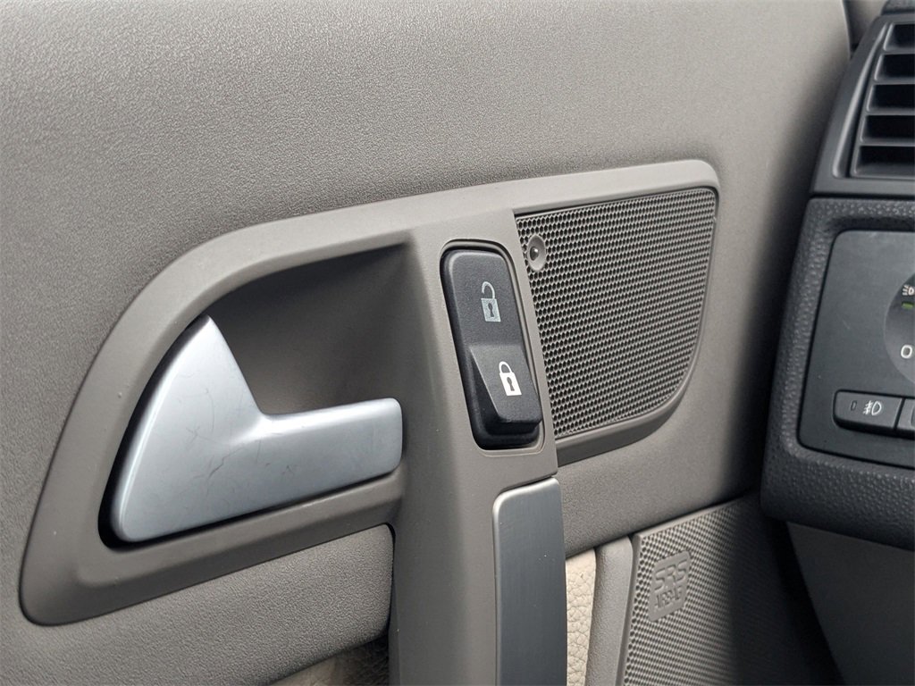 Used 2007 Volvo C70 T5 image 26