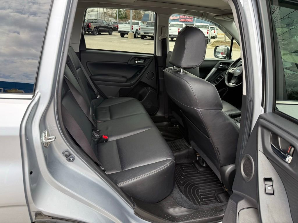 Used 2015 Subaru Forester 2.5i Limited image 14