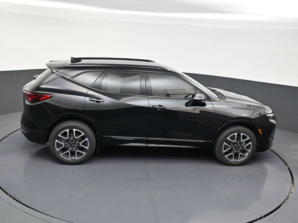 Used 2023 Chevrolet Blazer RS w/ Enhanced Convenience Package image 18