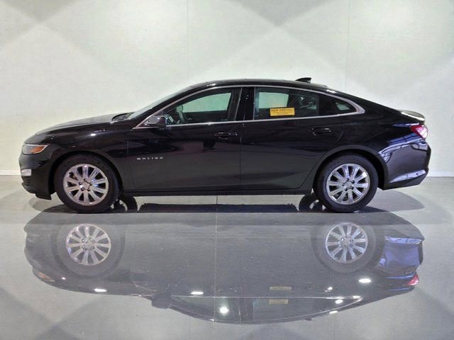 Used 2021 Chevrolet Malibu LT image 19