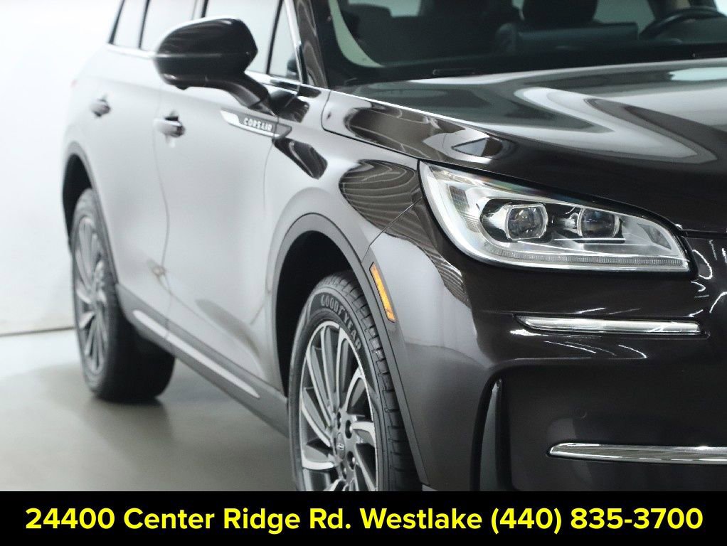 Certified 2023 Lincoln Corsair Reserve w/ Equipment Group 201A image 9