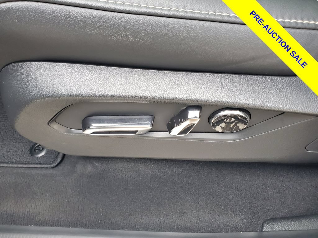 Used 2025 Acura MDX w/ Technology Package FWD image 19