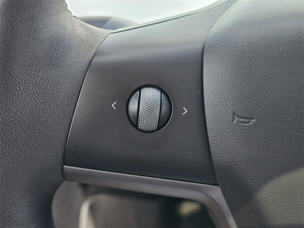 Used 2021 Tesla Model 3 Performance image 31