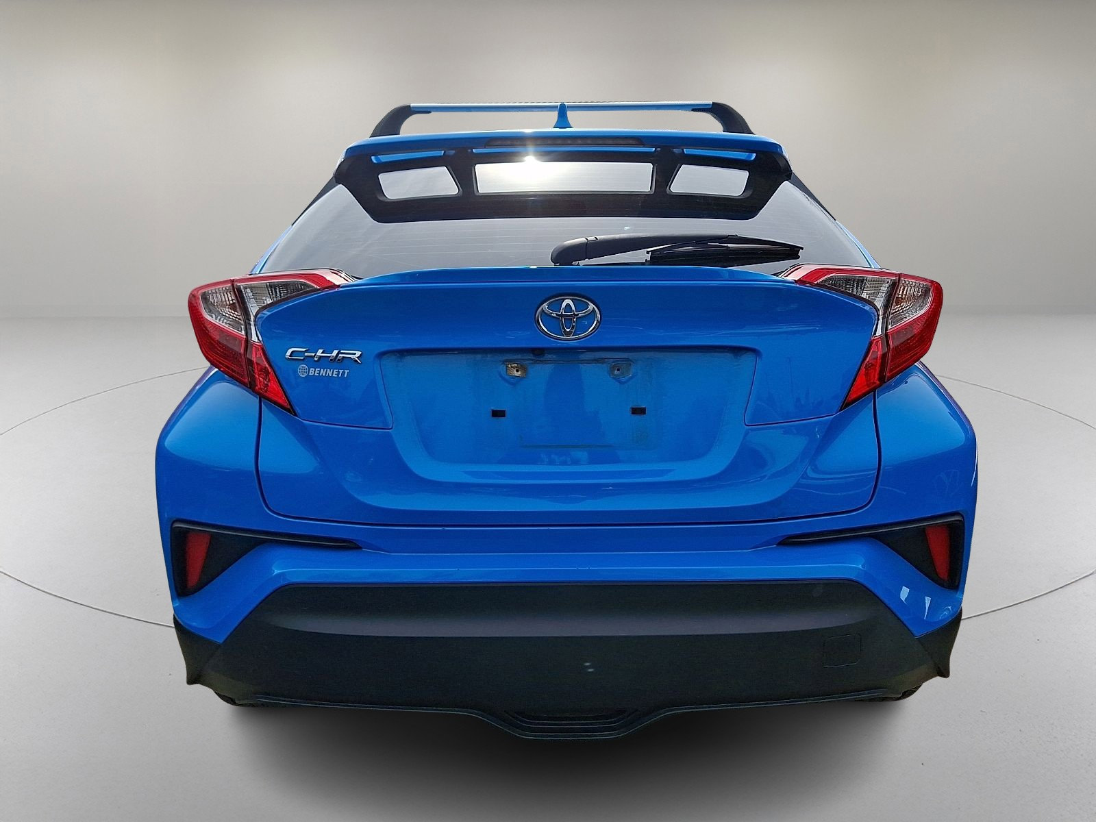 Used 2019 Toyota C-HR XLE image 8