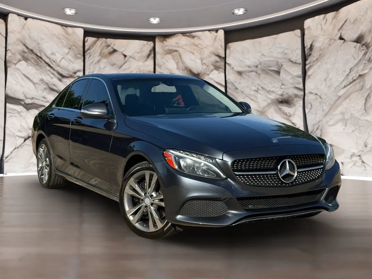 Used 2015 Mercedes-Benz C 300 4MATIC Sedan image 9