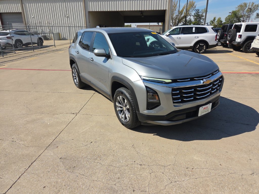 Used 2026 Chevrolet Equinox LT FWD image 6