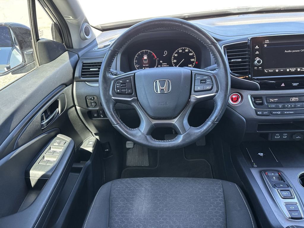 Used 2024 Honda Ridgeline Sport image 11