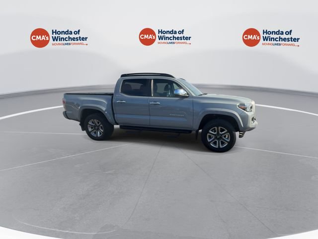 Used 2018 Toyota Tacoma Limited image 12