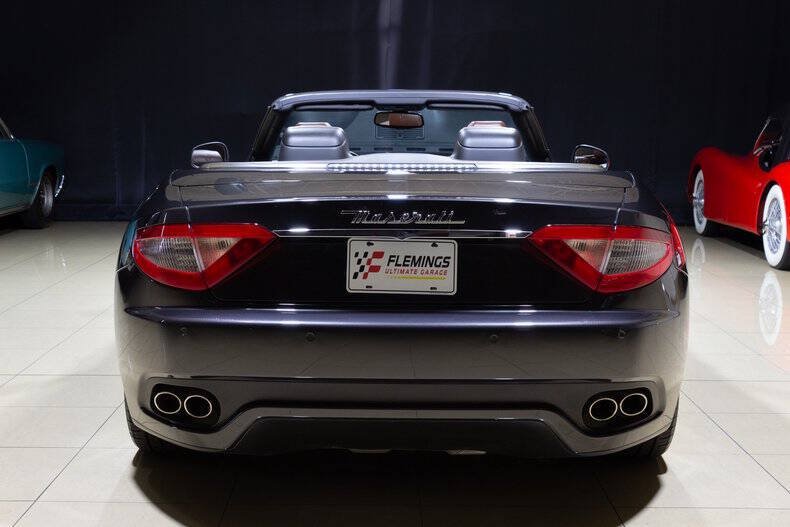 Used 2012 Maserati GranTurismo Convertible RWD image 17