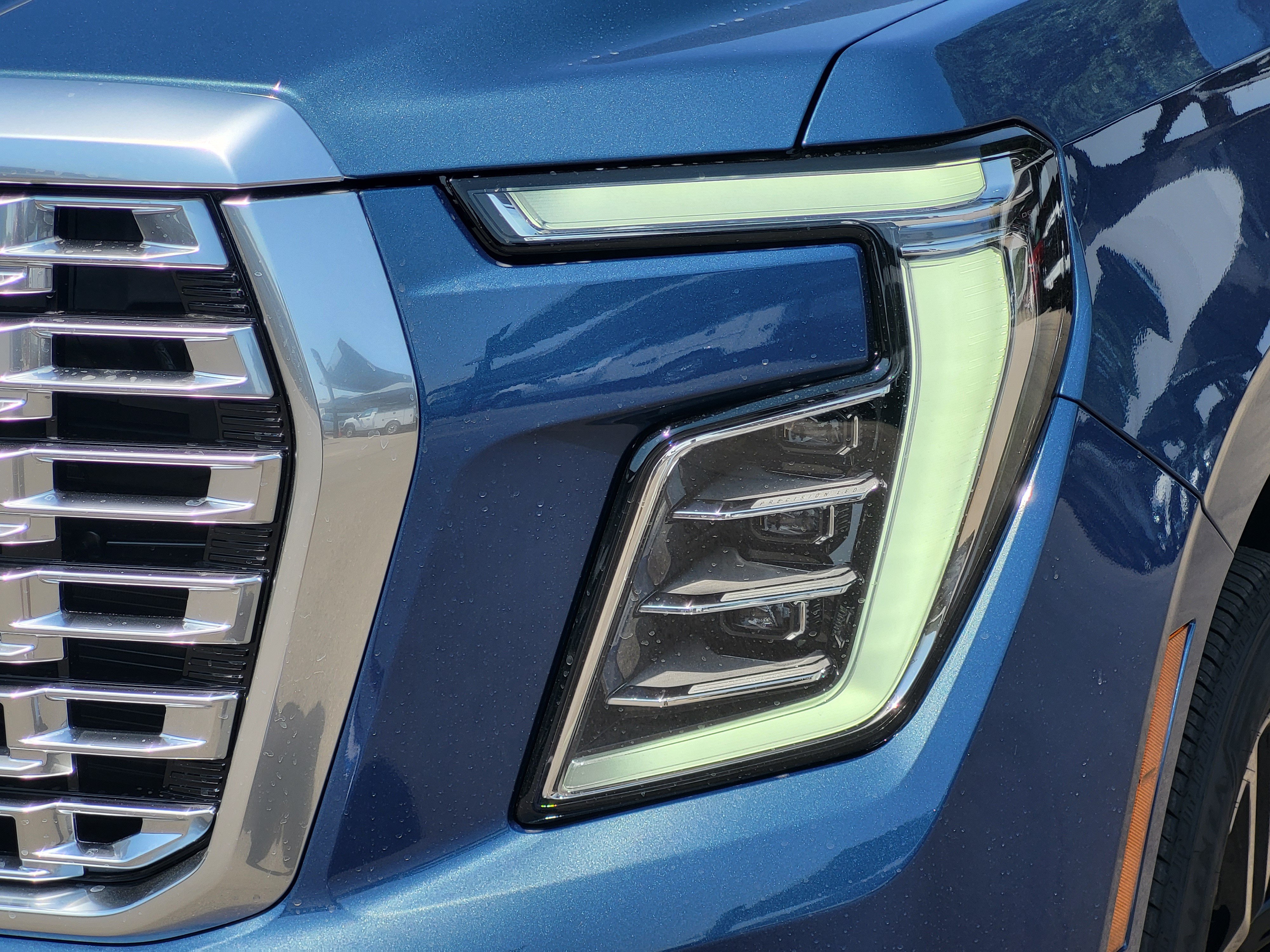 New 2026 GMC Yukon XL Denali w/ Advanced Technology Package AWD/4WD image 8