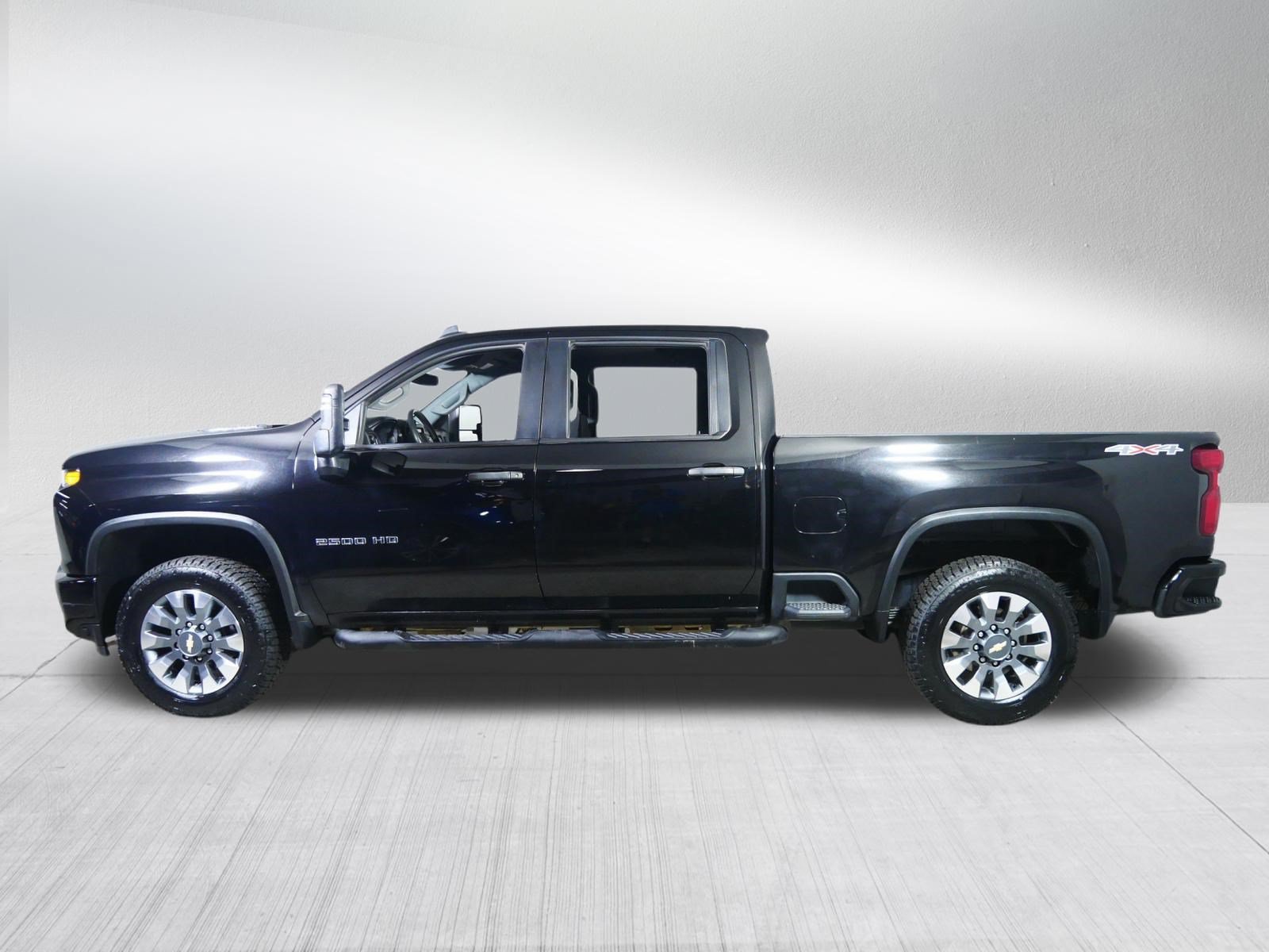 Certified 2022 Chevrolet Silverado 2500 Custom w/ Custom Value Package AWD/4WD image 4