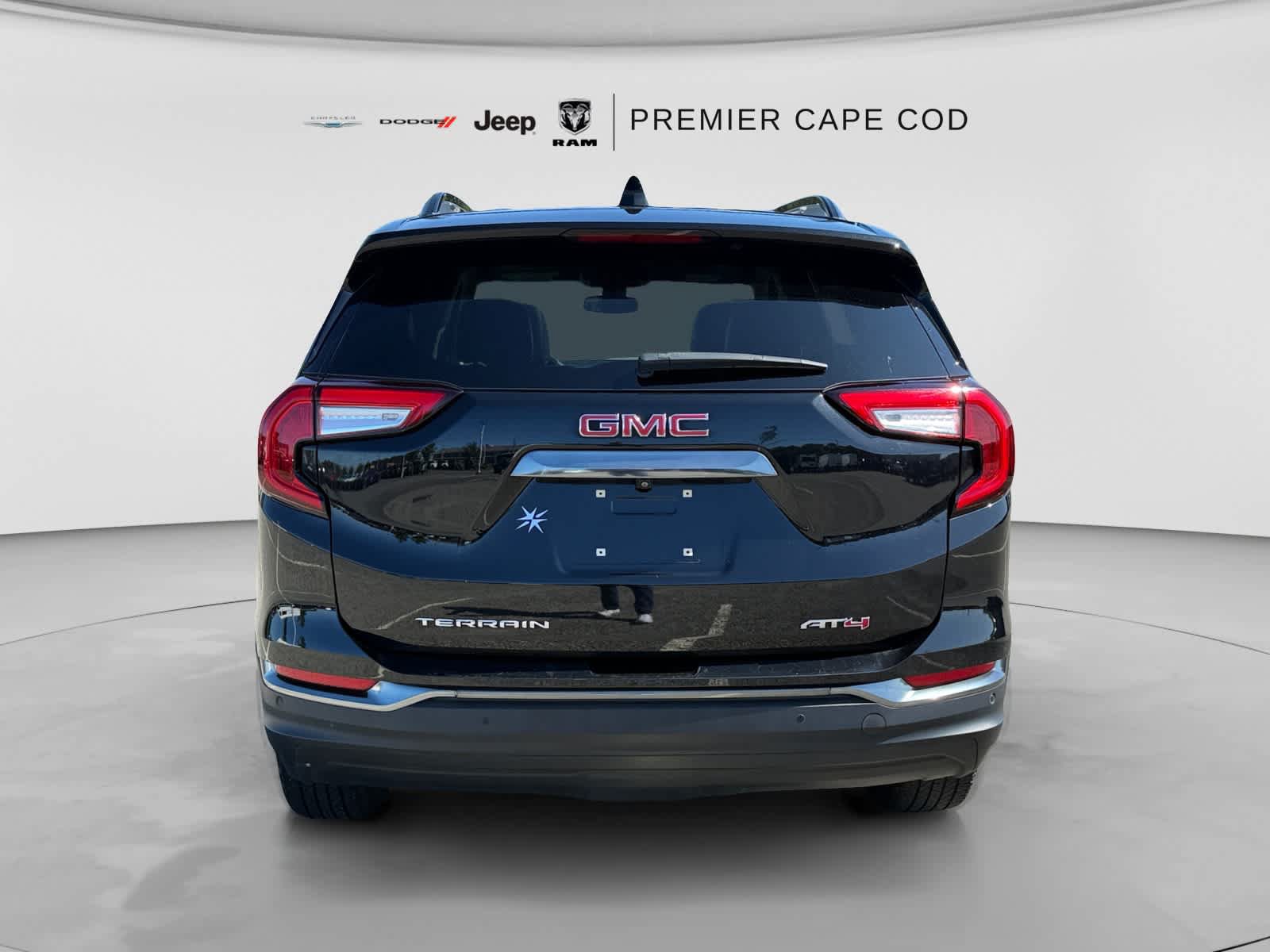 Used 2023 GMC Terrain AT4 w/ Infotainment Package II AWD/4WD image 7