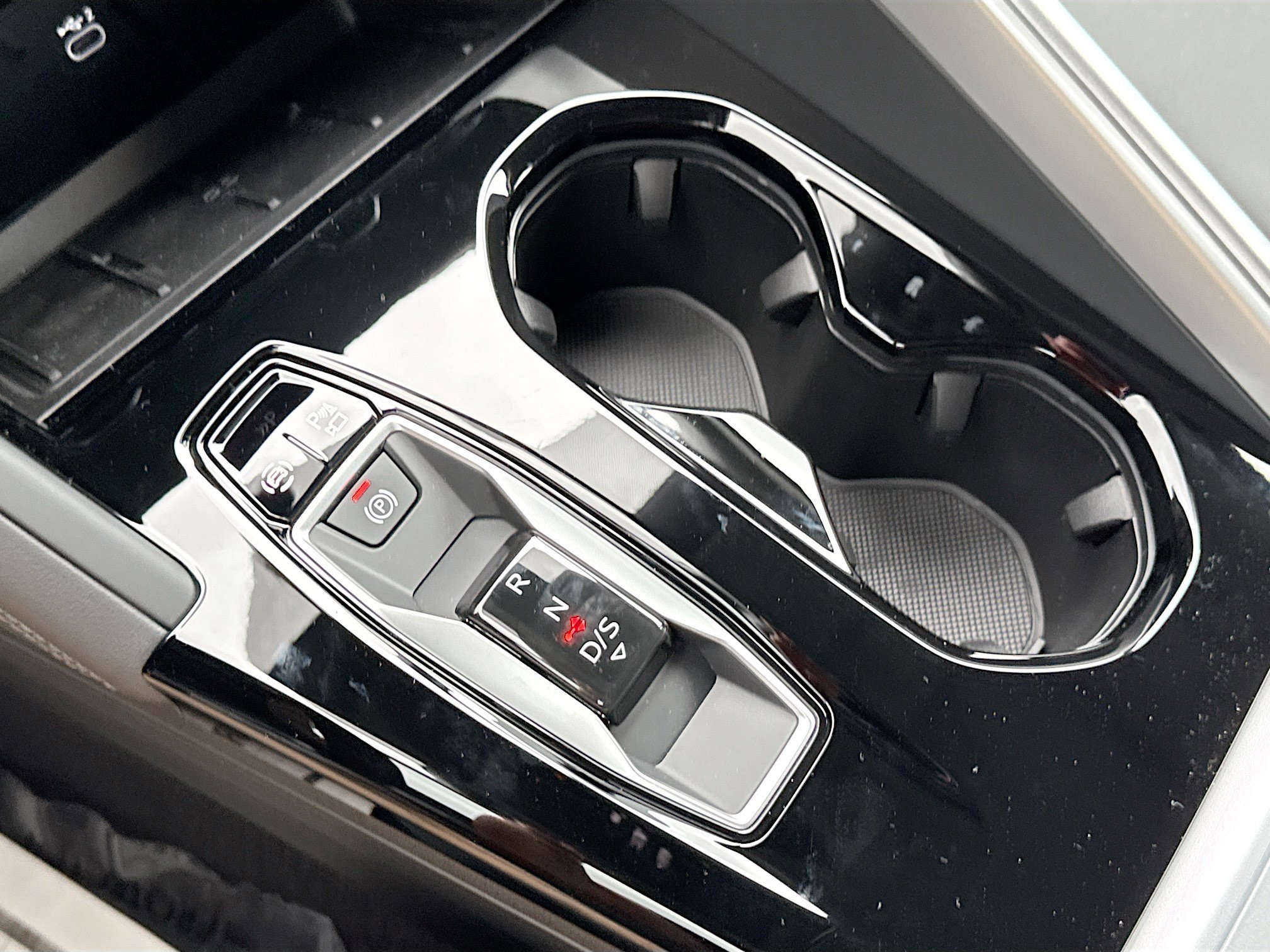 New 2025 Audi Q5 Premium image 27