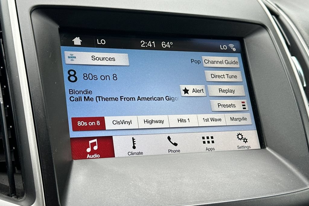 Used 2018 Ford Edge SEL w/ Equipment Group 201A FWD image 18