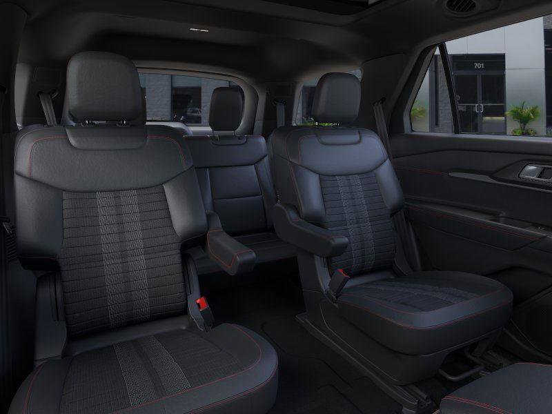 New 2026 Ford Explorer ST-Line w/ ST-Line Street Pack image 11