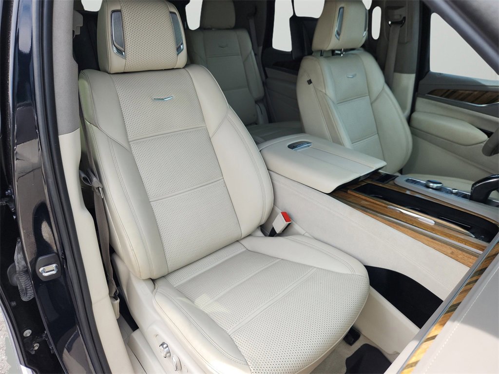 Used 2021 Cadillac Escalade Sport Platinum image 17