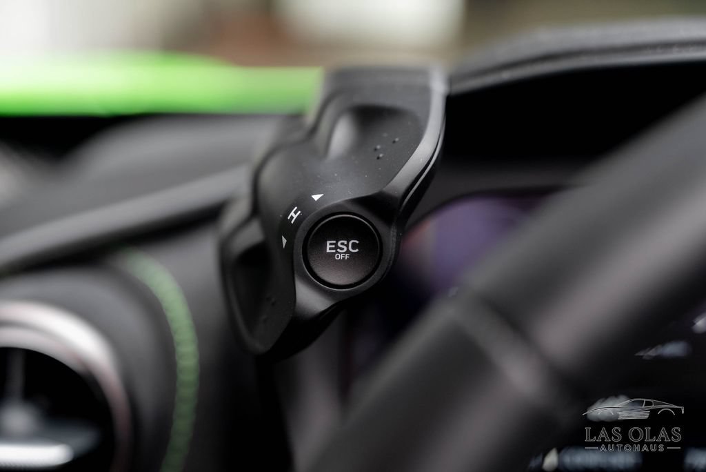 Used 2026 McLaren 750S Spider RWD image 47