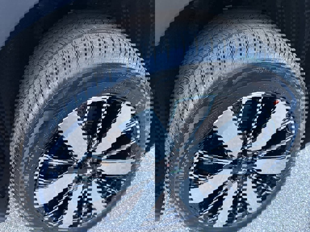 New 2025 Mitsubishi Outlander SE image 13