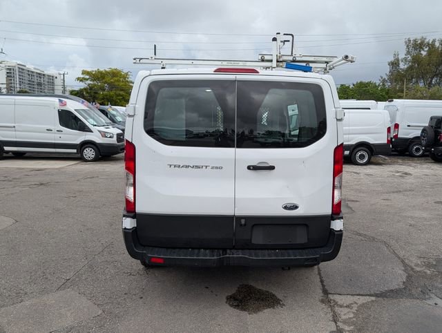 Used 2019 Ford Transit 250 130 Low Roof image 6