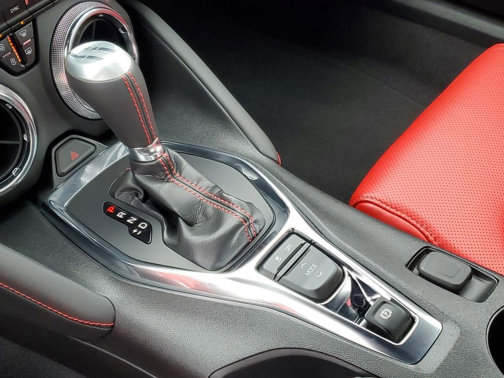 Certified 2020 Chevrolet Camaro LT w/ RS Package image 19
