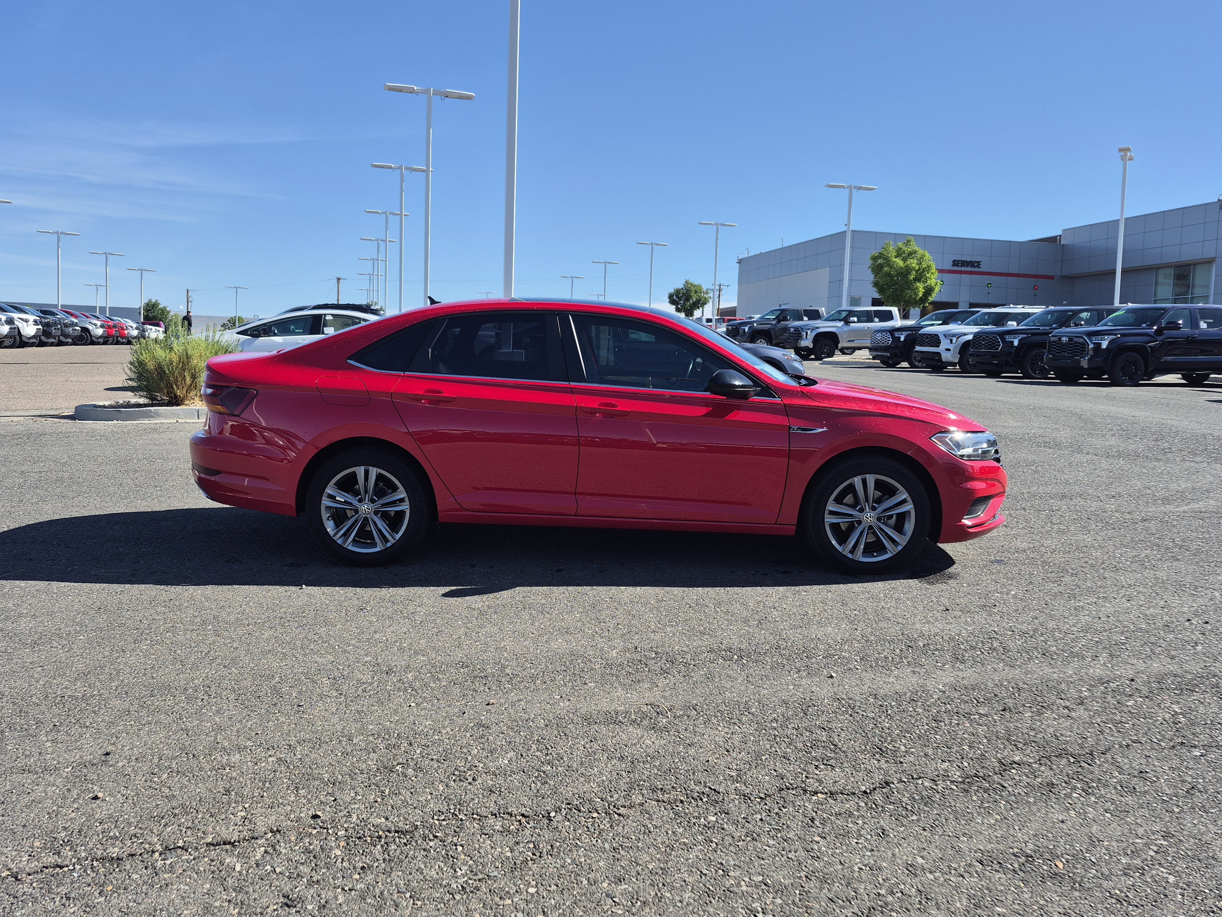 Used 2019 Volkswagen Jetta R-Line FWD image 6