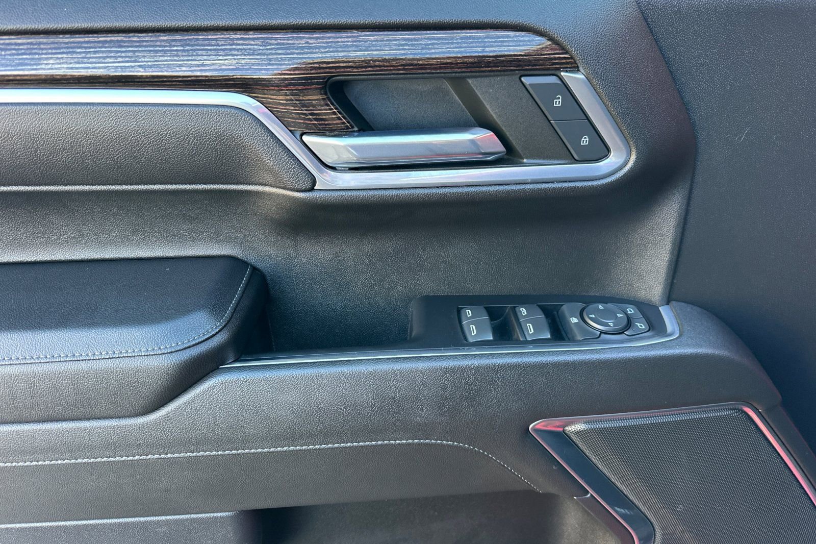 Certified 2022 GMC Sierra 1500 Elevation w/ X31 Off-Road Package image 11