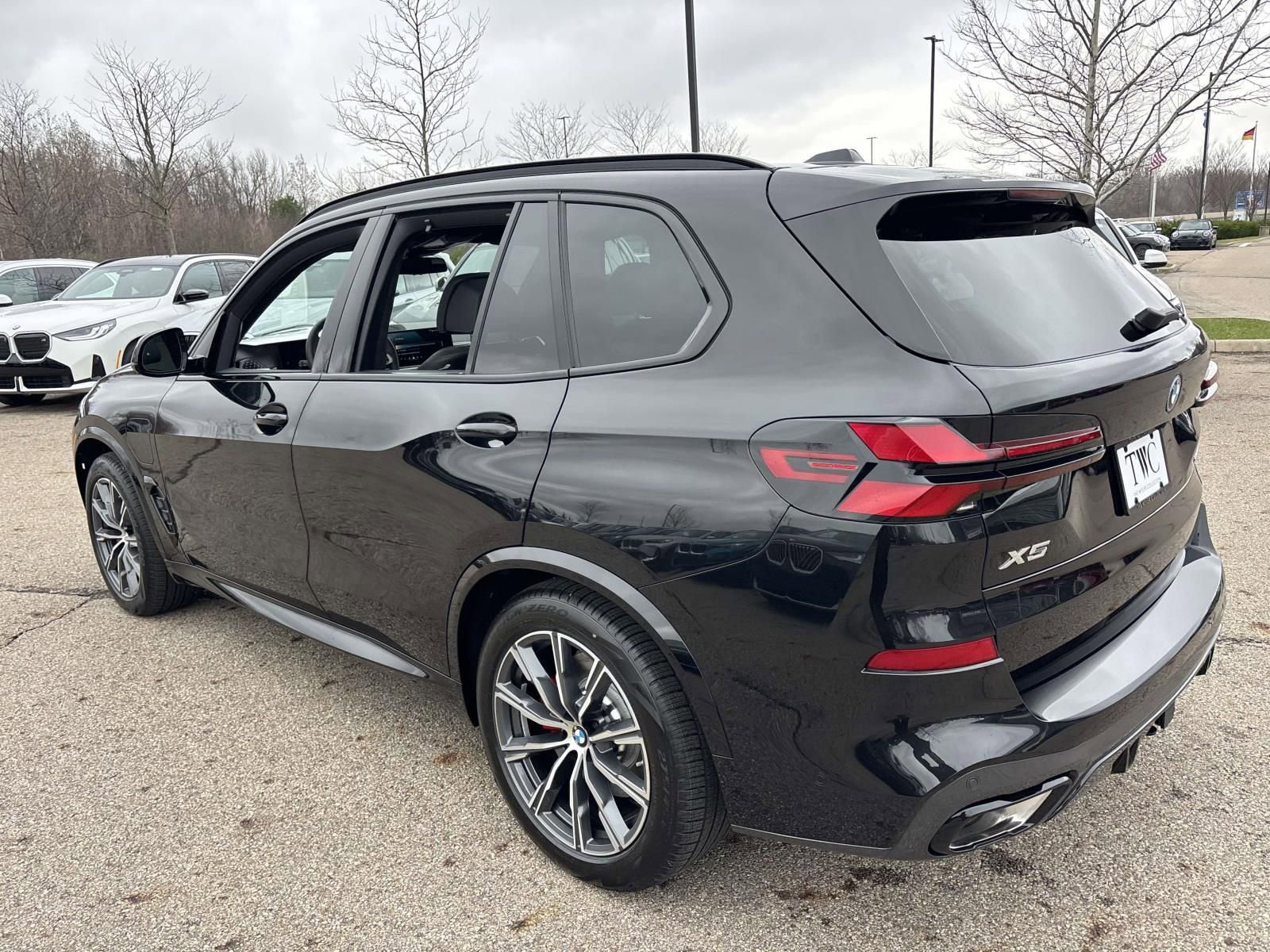 New 2026 BMW X5 xDrive50e AWD/4WD image 7