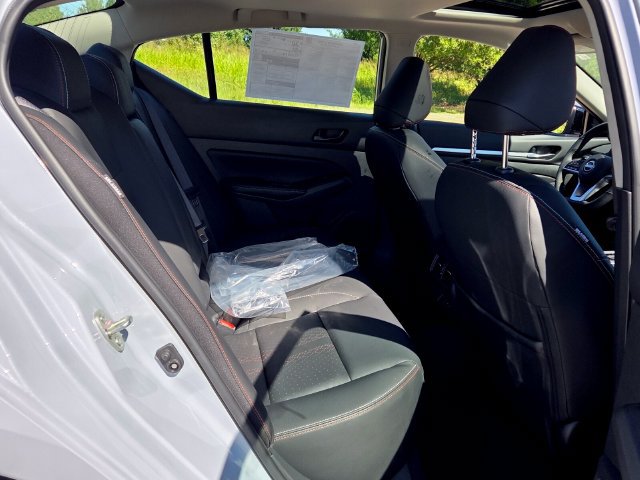 New 2026 Nissan Altima 2.5 SR w/ SR Premium Package FWD image 16