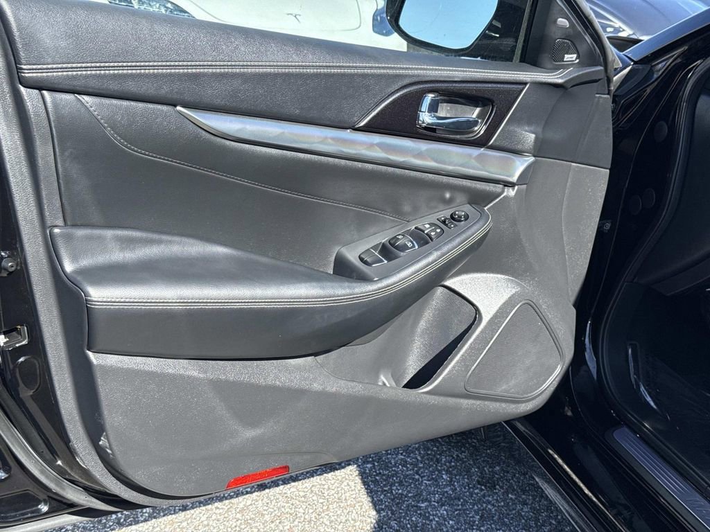 Certified 2019 Nissan Maxima 3.5 SL w/ Floor Mat Group image 17