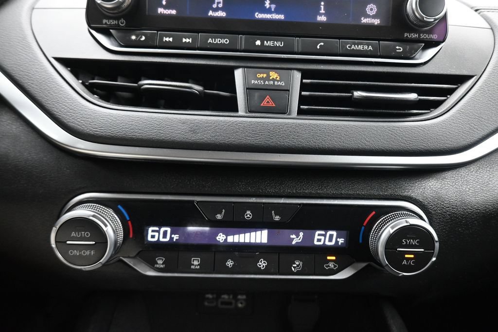 Used 2019 Nissan Altima 2.5 SV AWD/4WD image 19