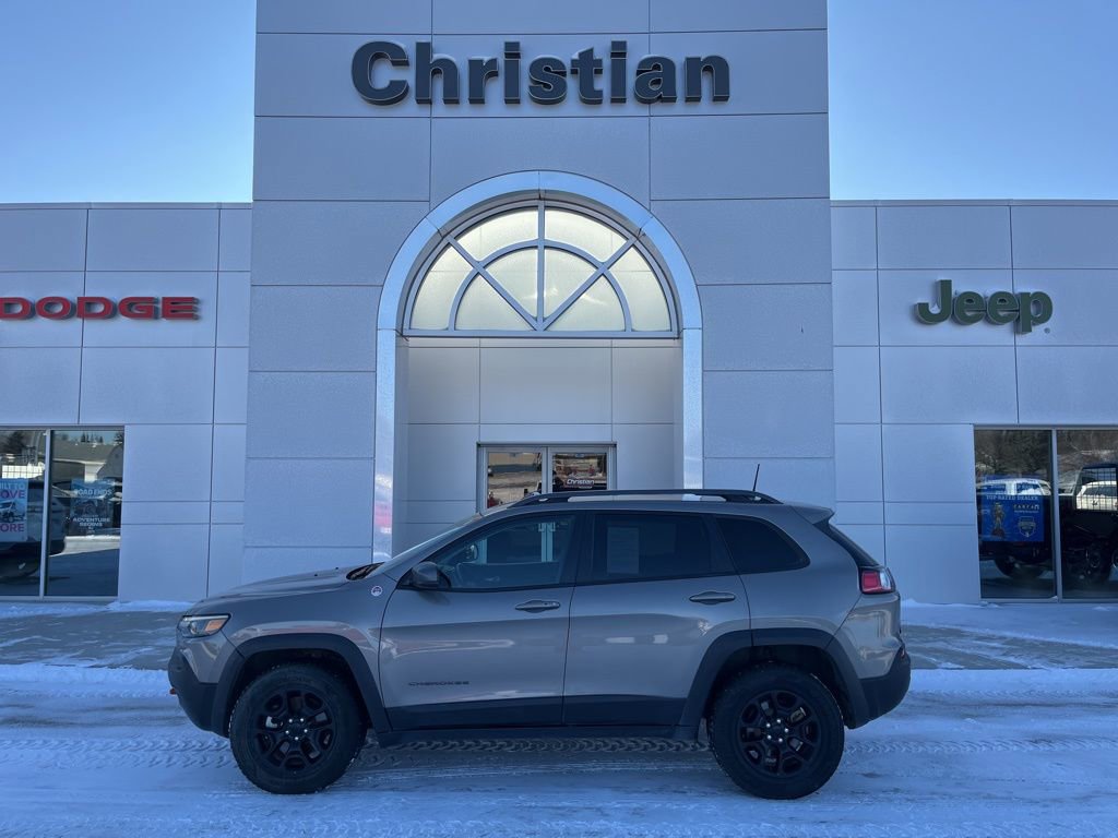 Used 2021 Jeep Cherokee Trailhawk image 1