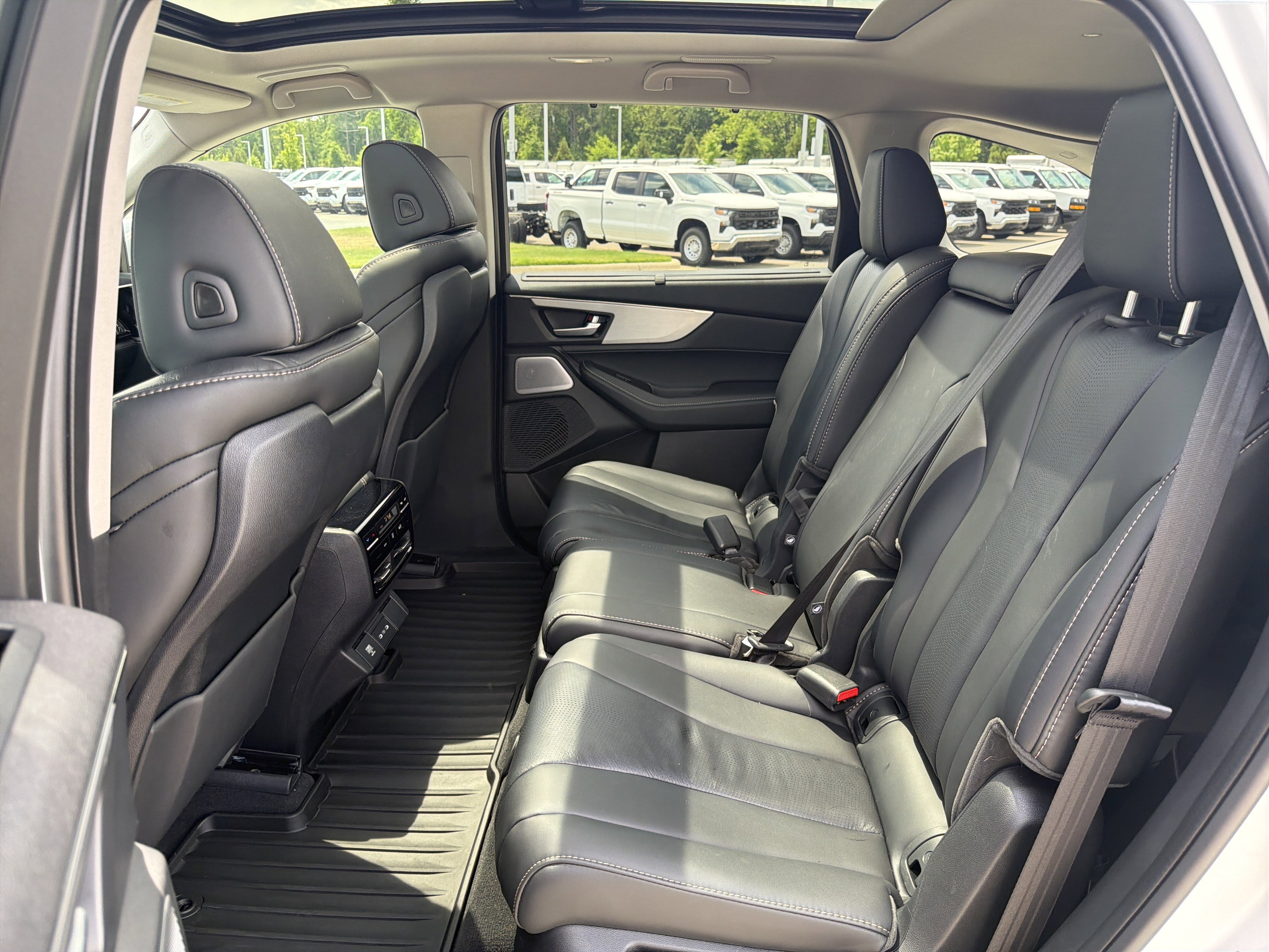 Certified 2026 Acura MDX FWD w/ Technology Package image 31