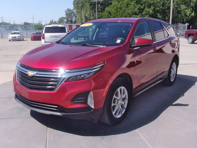 Used 2024 Chevrolet Equinox LT w/ LPO, Floor Liner Package FWD image 16