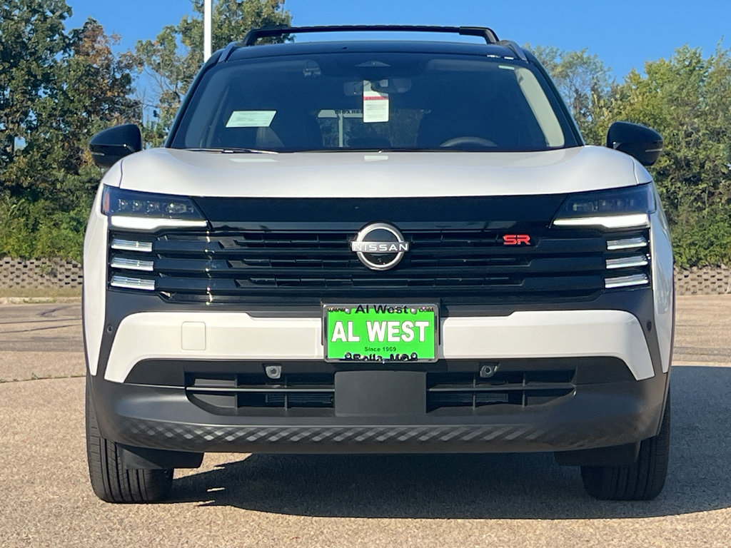 New 2026 Nissan Kicks SR w/ SR Premium Package image 4